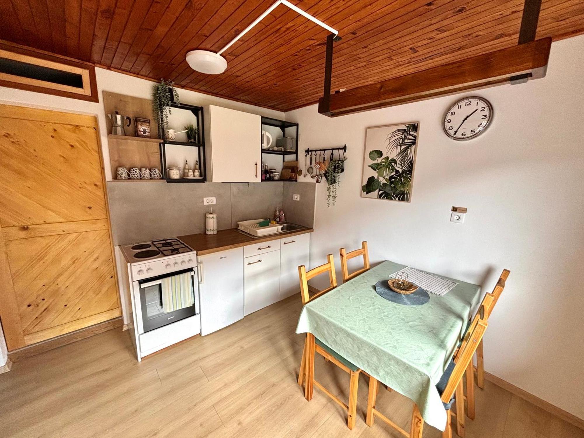 Hurja Apartments Kobarid Eksteriør bilde